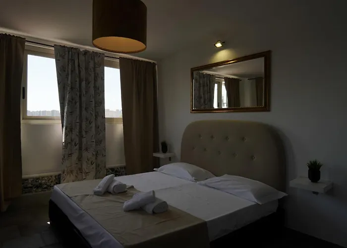 Airport Suite